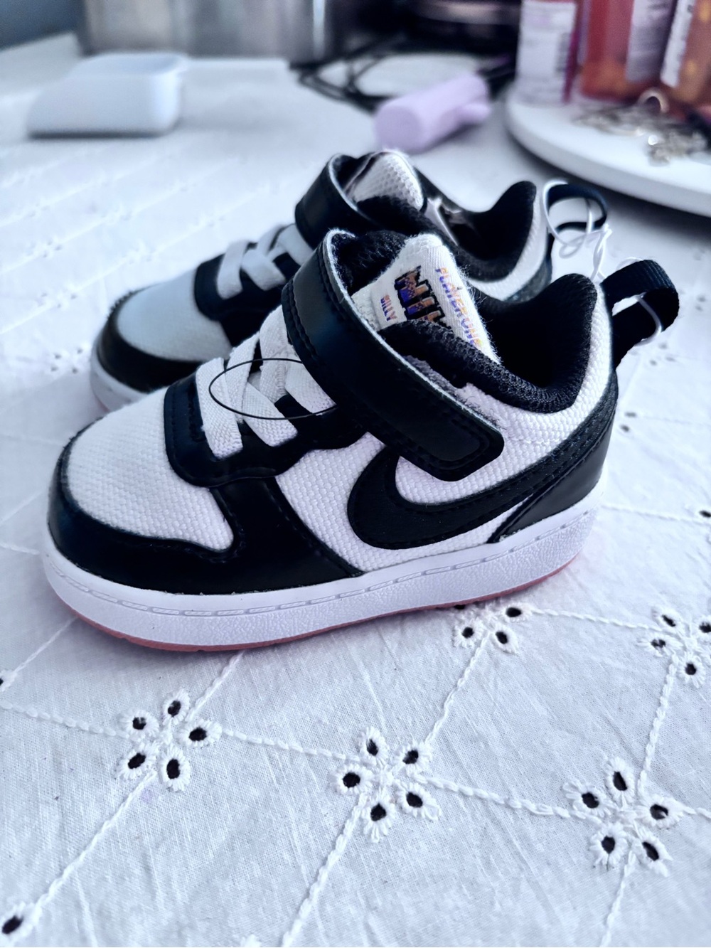 Nike Kids Black and White Dunks Low-Top Sneakers with Hook-and-Loop Strap